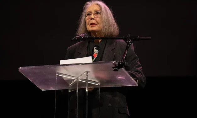 La poeta y ensayista canadiense Anne Carson gana el Premio Nobel de Literatura 2026